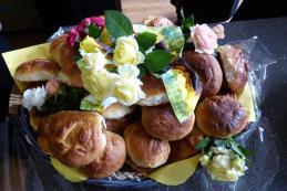 Brot & Rosen am Fest der hl. Elisabeth